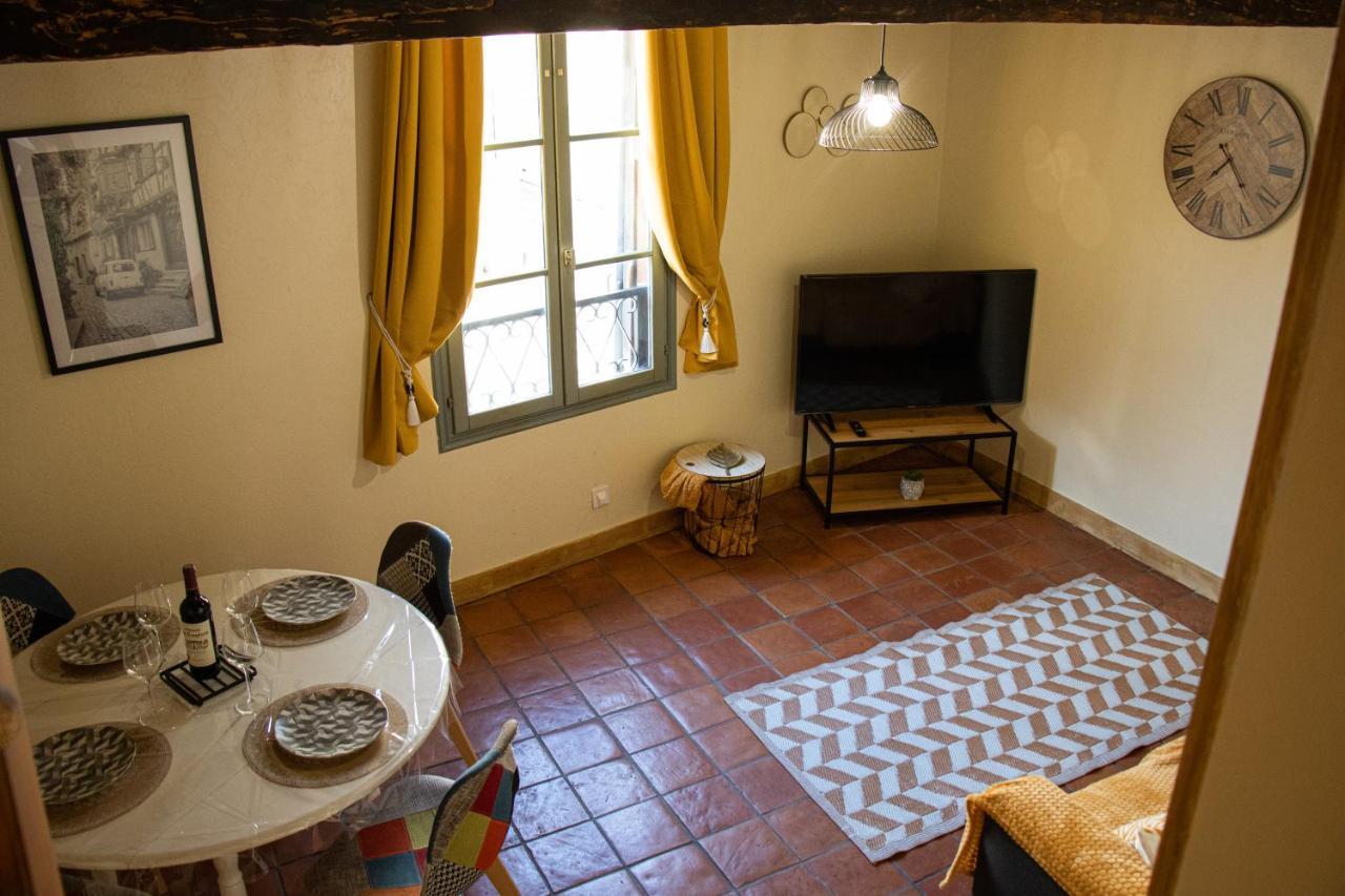 Columna Historya 1 Apartment Bergerac Bagian luar foto